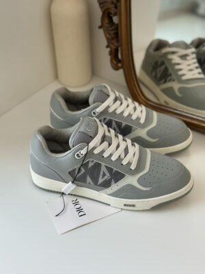 2cc67d84-5174-483e-bcc0-e3b6430455a5 Dior men sneakers