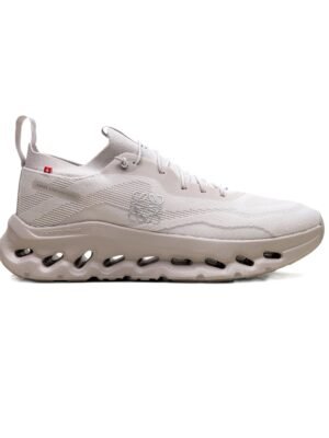 330 On Running x Loewe Cloudtilt _Sand_ sneakers On Running x Loewe Cloudtilt Sand sneakers