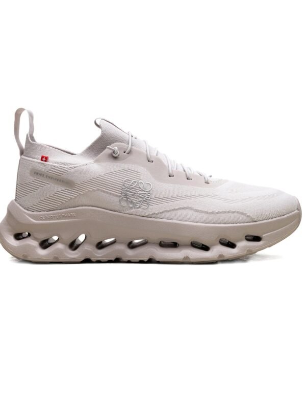330 On Running x Loewe Cloudtilt _Sand_ sneakers On Running x Loewe Cloudtilt Sand sneakers
