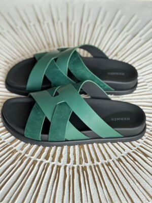 3639ac09-478e-48bb-b6a9-09c6b2fc716b Hermes men slippers