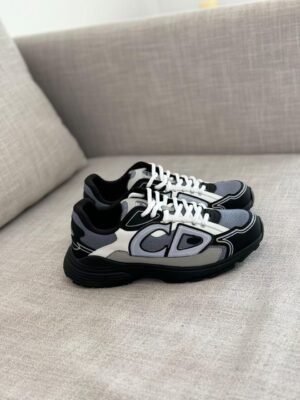 3951f580-abec-47aa-a17f-298dcb429730 Dior men sneakers
