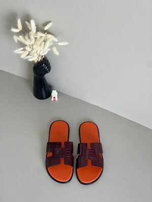 98c513a4-4c98-49d7-893f-863af78784c5 Hermes men slippers