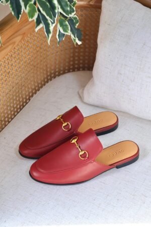Gucci flats