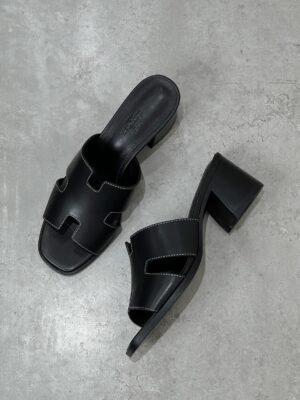 PHOTO-2025-06-01-16-20-51 Herems Helia 60 sandal