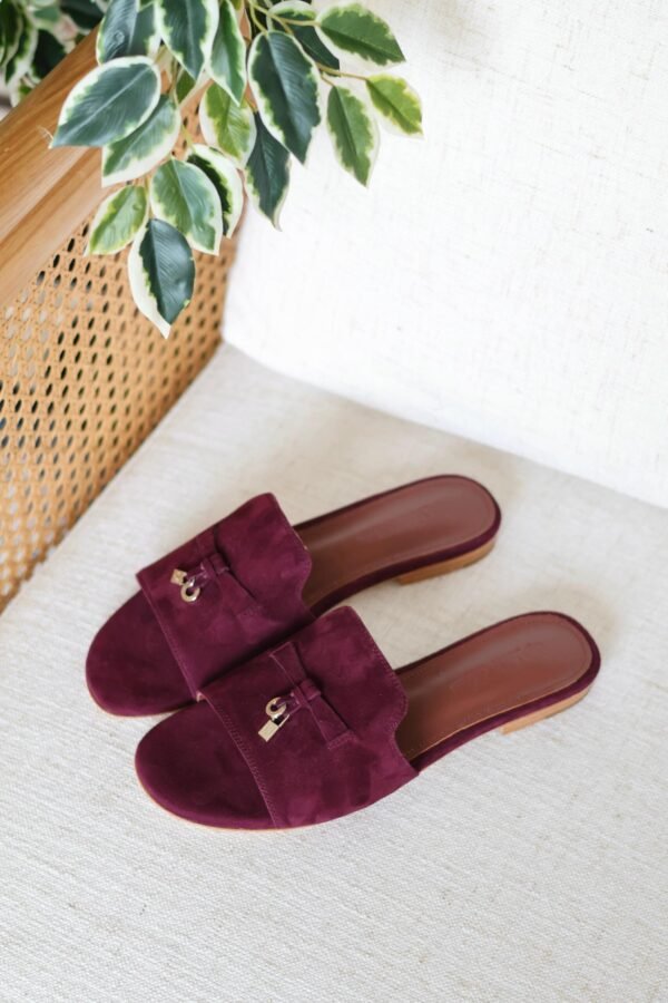 PHOTO-2025-06-25-17-52-56 Loro Piana sandals