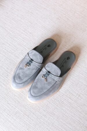 PHOTO-2025-06-30-13-04-46 Loro Piana charm walk