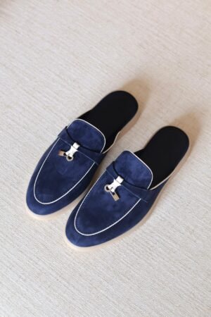 PHOTO-2025-06-30-13-04-48 Loro Piana charm walk
