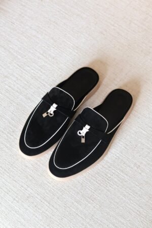 PHOTO-2025-06-30-13-04-52 Loro Piana charm walk