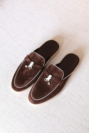 PHOTO-2025-06-30-13-04-53 Loro Piana charm walk
