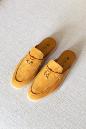 PHOTO-2025-07-01-12-55-40 Loro Piana charm walk