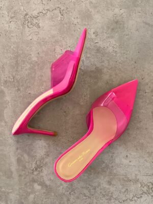 PHOTO-2025-07-01-21-40-28 Gianvito Rossi heels