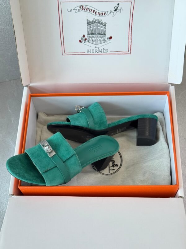 PHOTO-2025-07-15-13-08-06 Herems Gigi 50 sandal