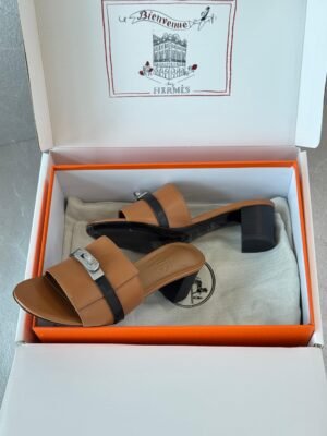 PHOTO-2025-07-16-15-29-50 Herems Gigi 50 sandal