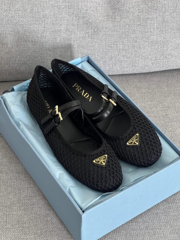 PHOTO-2025-07-16-20-51-08 Prada flats
