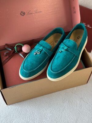 PHOTO-2025-07-22-12-58-35 Loro Piana charm walk