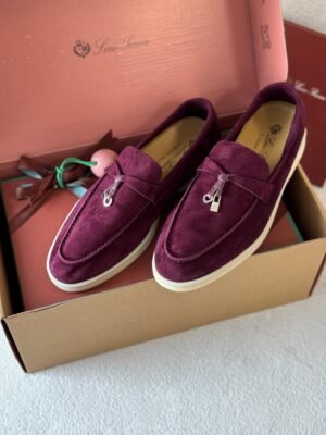 PHOTO-2025-07-22-17-32-30 Loro Piana charm walk