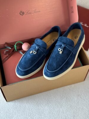 PHOTO-2025-07-23-11-51-16 Loro Piana charm walk