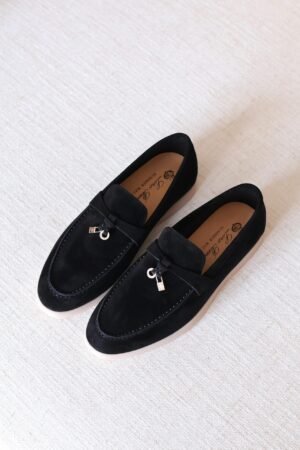 PHOTO-2025-07-24-13-23-32 2 Loro Piana charm walk