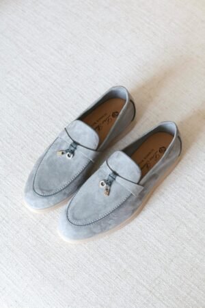PHOTO-2025-07-24-18-00-01 Loro Piana charm walk