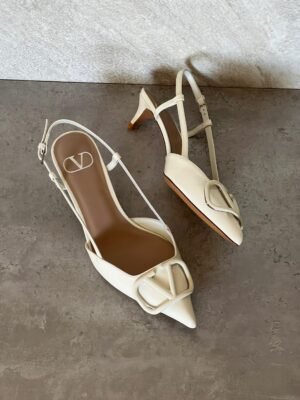PHOTO-2025-07-28-18-00-58 Valentino heels