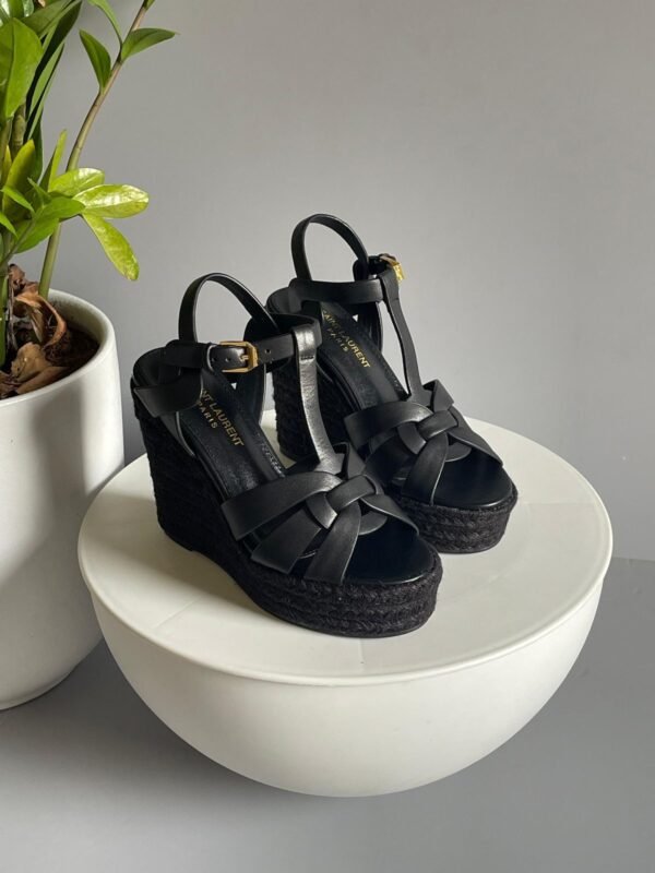 PHOTO-2025-08-03-13-27-15 Yves Saint Laurent Heels
