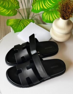 PHOTO-2025-08-04-19-17-11 Hermes Slippers