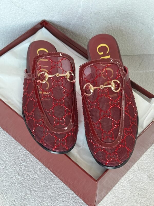 Gucci flats