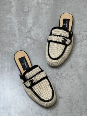 PHOTO-2025-08-12-11-03-51 Chanel Slippers