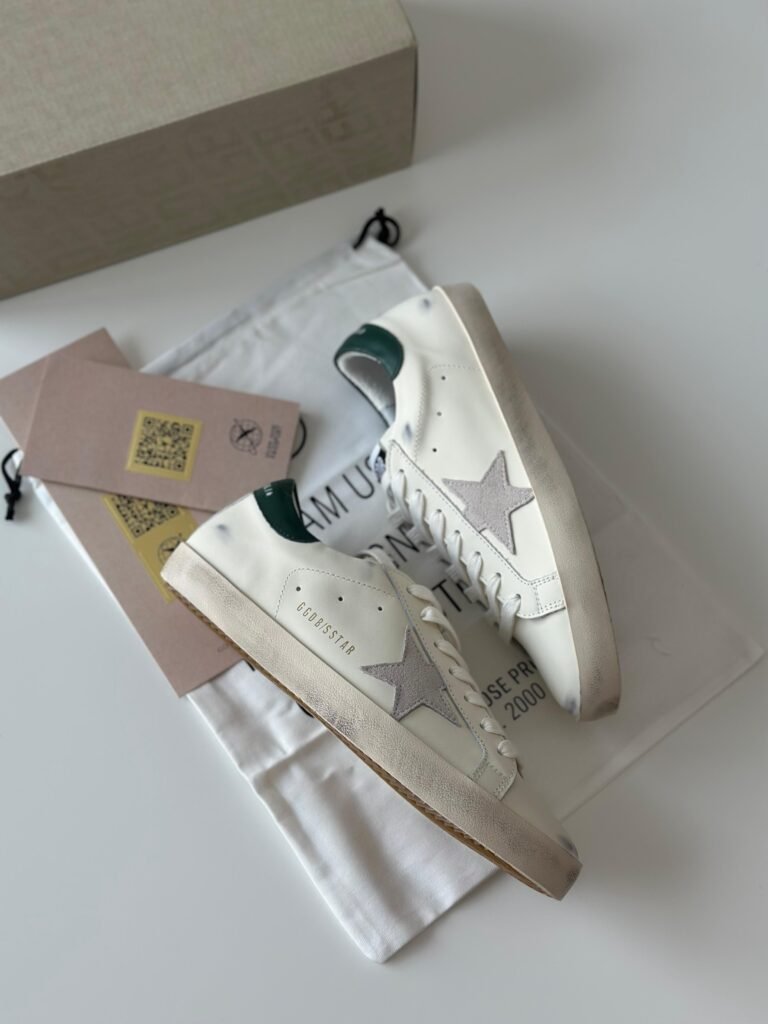 Golden Goose Sneakers
