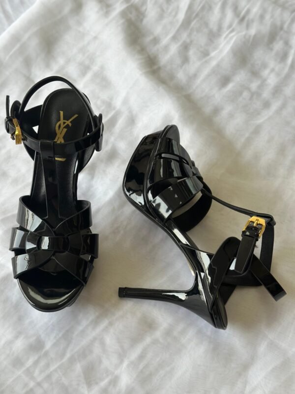 Yves Saint Laurent Heels