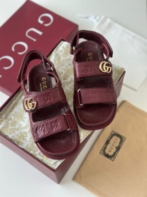 PHOTO-2025-08-22-14-24-50 Gucci Flats