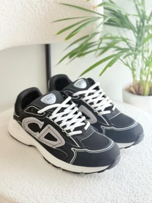 a41868d9-62f8-4009-80e8-3f979531bcbf Dior men sneakers