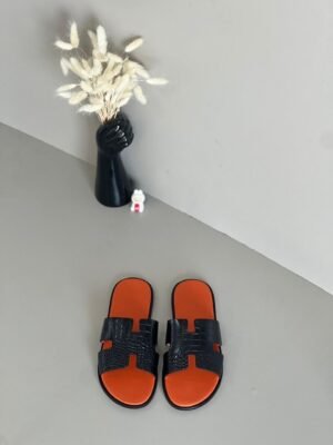abfcc983-fe2f-42b5-856a-71ef2acf1ed3 Hermes men slippers