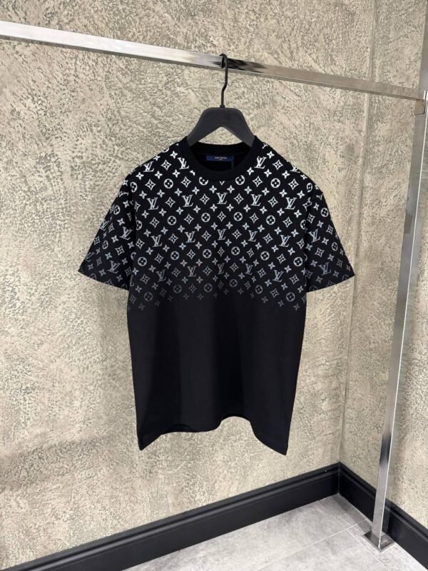 photo_2025-08-27_22-02-02 Louis Vuitton T_shirt