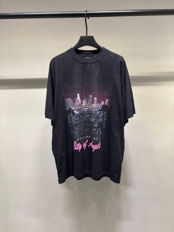 photo_2025-08-27_22-17-20 Balenciaga T_shirt