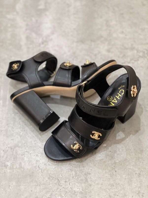 282099df-a9d7-4898-9007-cc53ff8d95fd Chanel CC Logo Strap Sandals