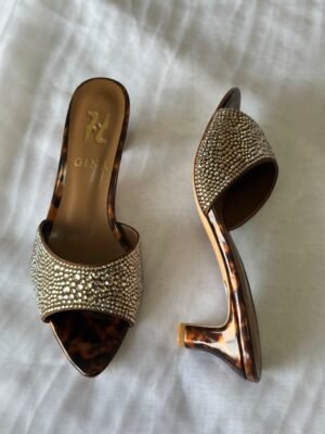 60978ae6-18ce-4cf4-bb7f-fb7ec81dba86 Gina London Mules