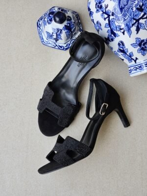 90627fce-13c3-48eb-92da-dd42b7a4099f Hermès Sandals