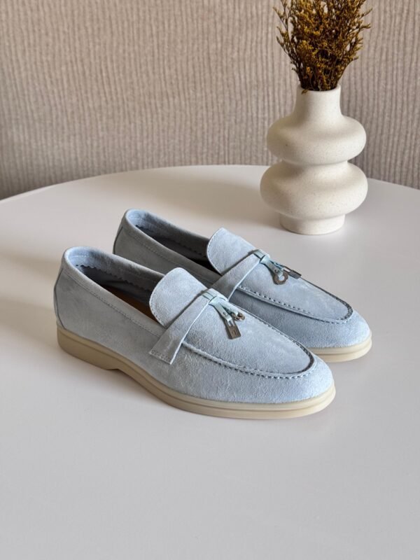d8ca6f05-ed8f-4cbd-b17e-ce01209c5384 Loro Pian sneakers