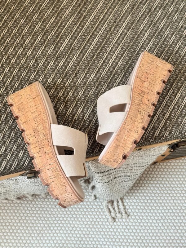 Hermes Flats