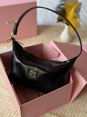MIU MIU