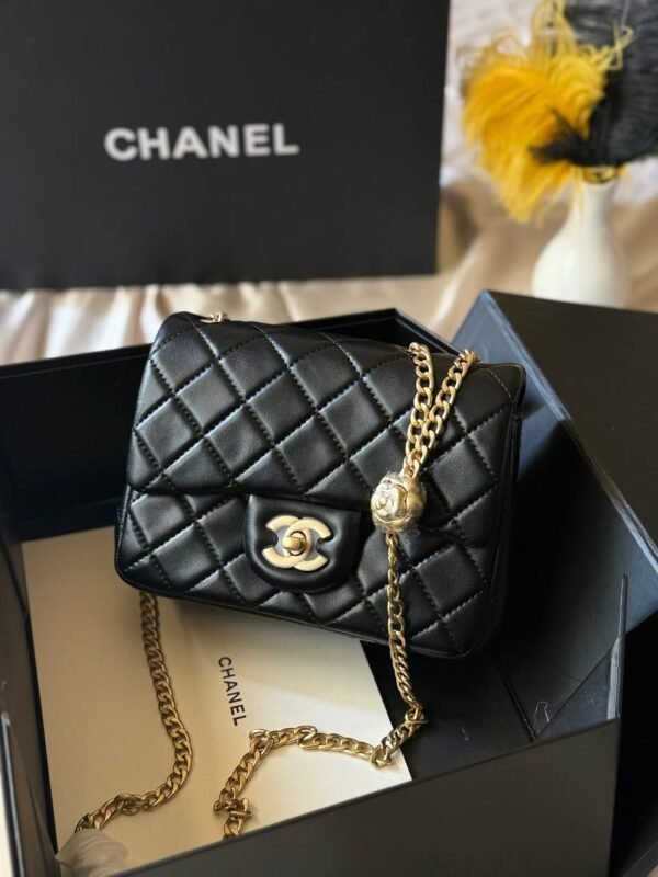 CHANEL